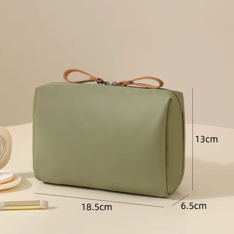 Fashionable Small Makeup Bag