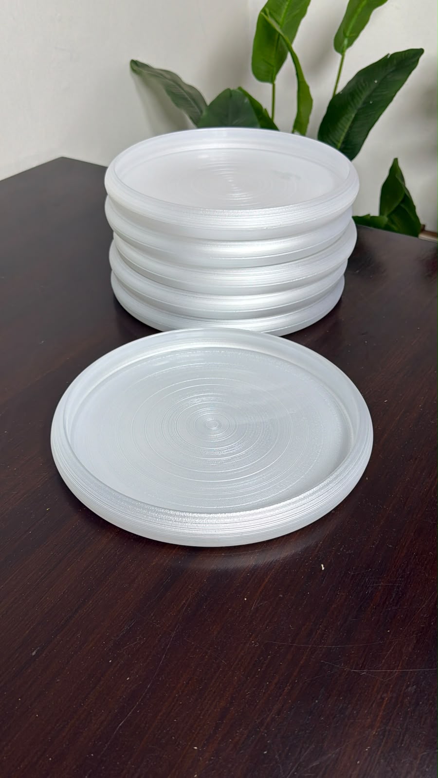 Frosted, rippled ,hand crafted crystal glass dinnerplates 6pcs white