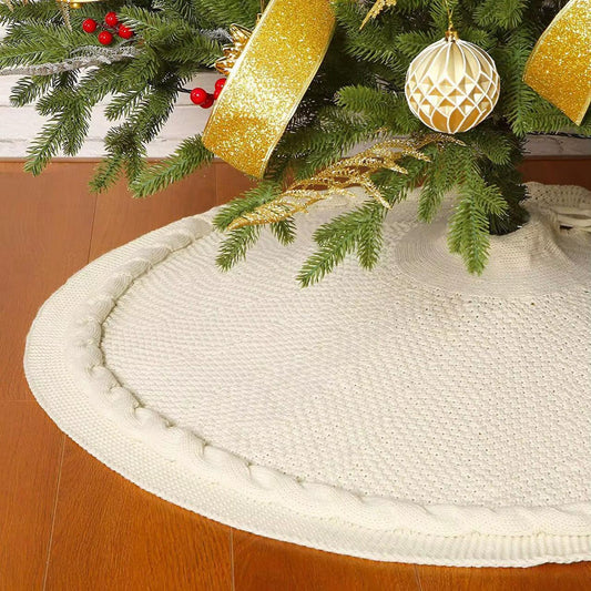 knitted Christmas tree skirt  (122cm diameter)