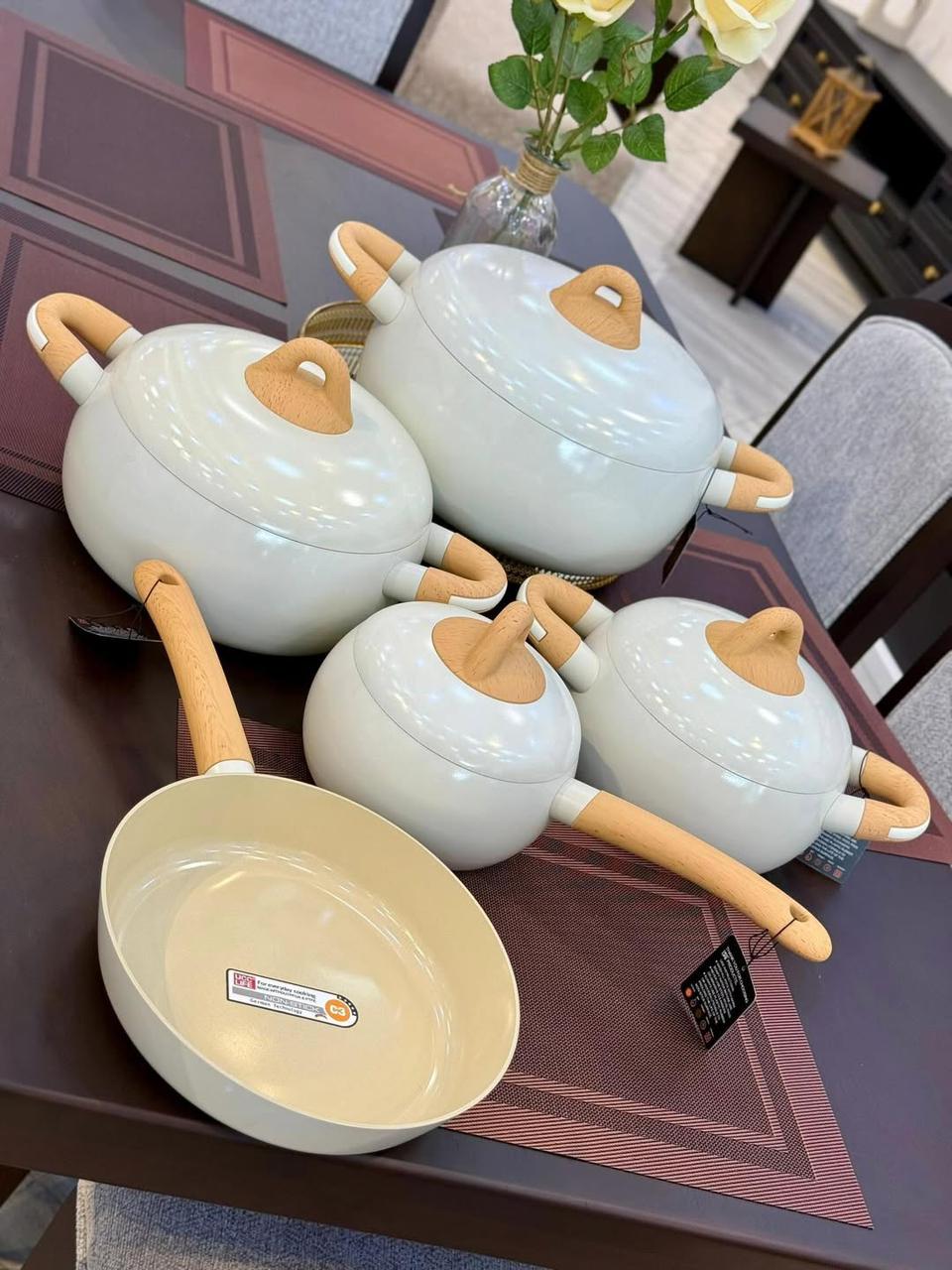 9pcs Forged Aluminium Ceramic Cookware Set