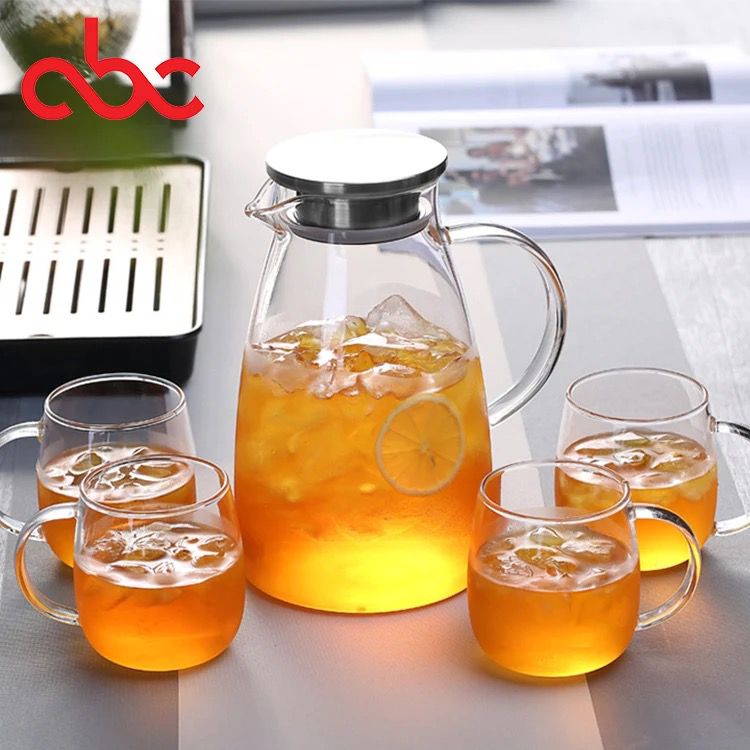 Beverage Glass Pitcher