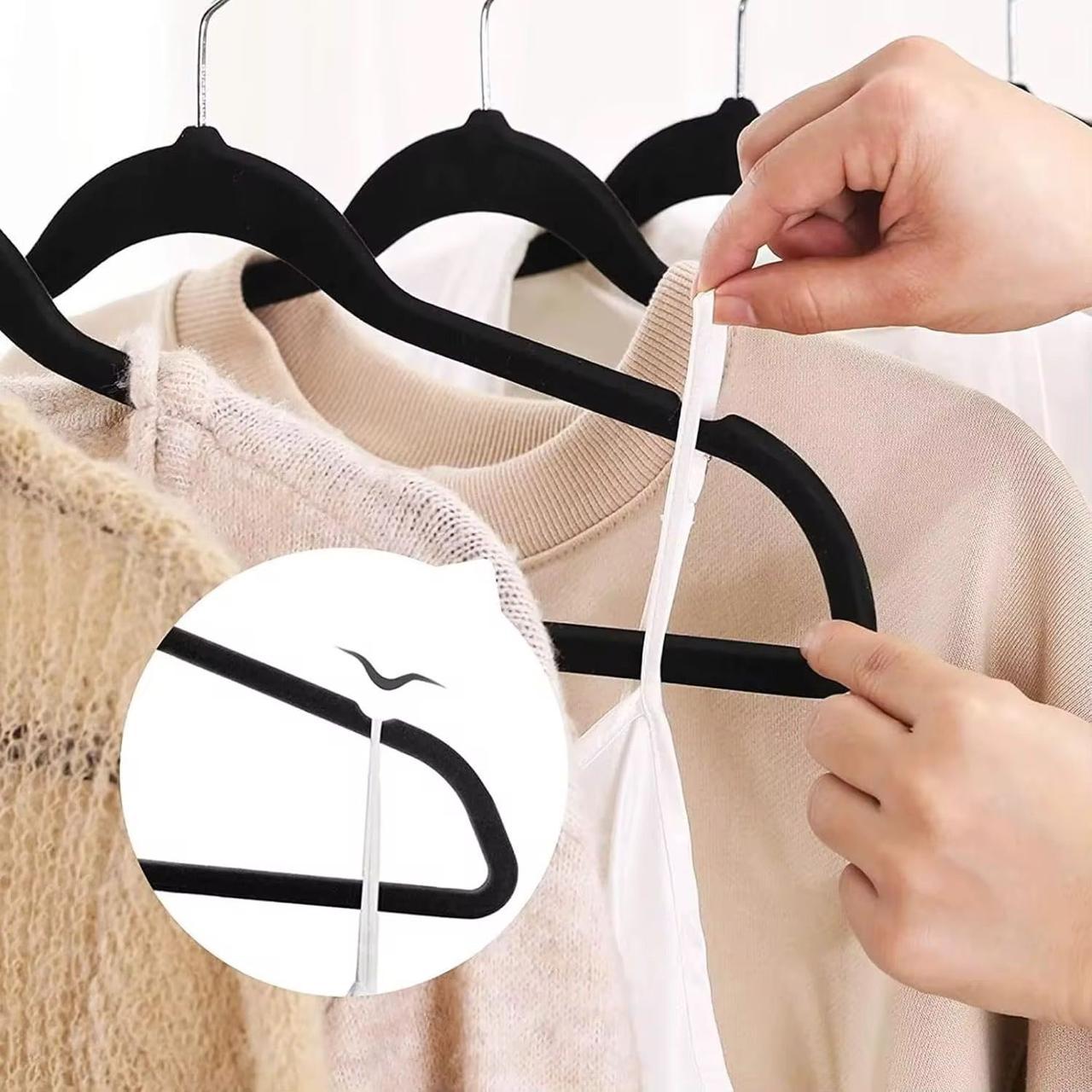 10pcs Premium Velvet Non-slip Hangers
