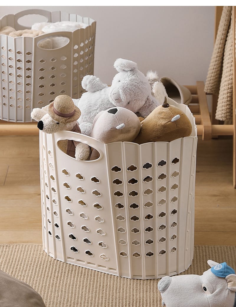 Portable Clothes Storage