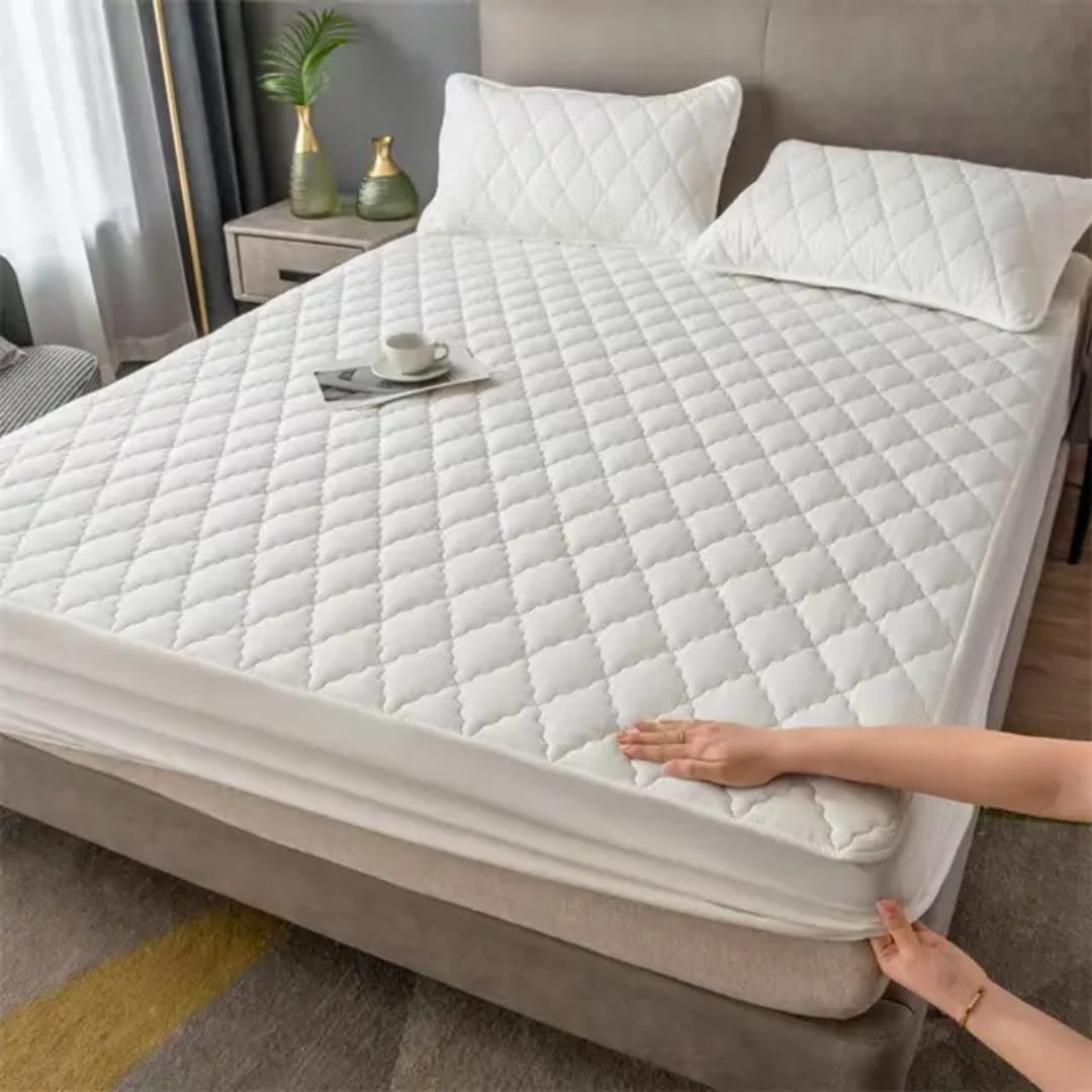 Premium waterproof mattress protector