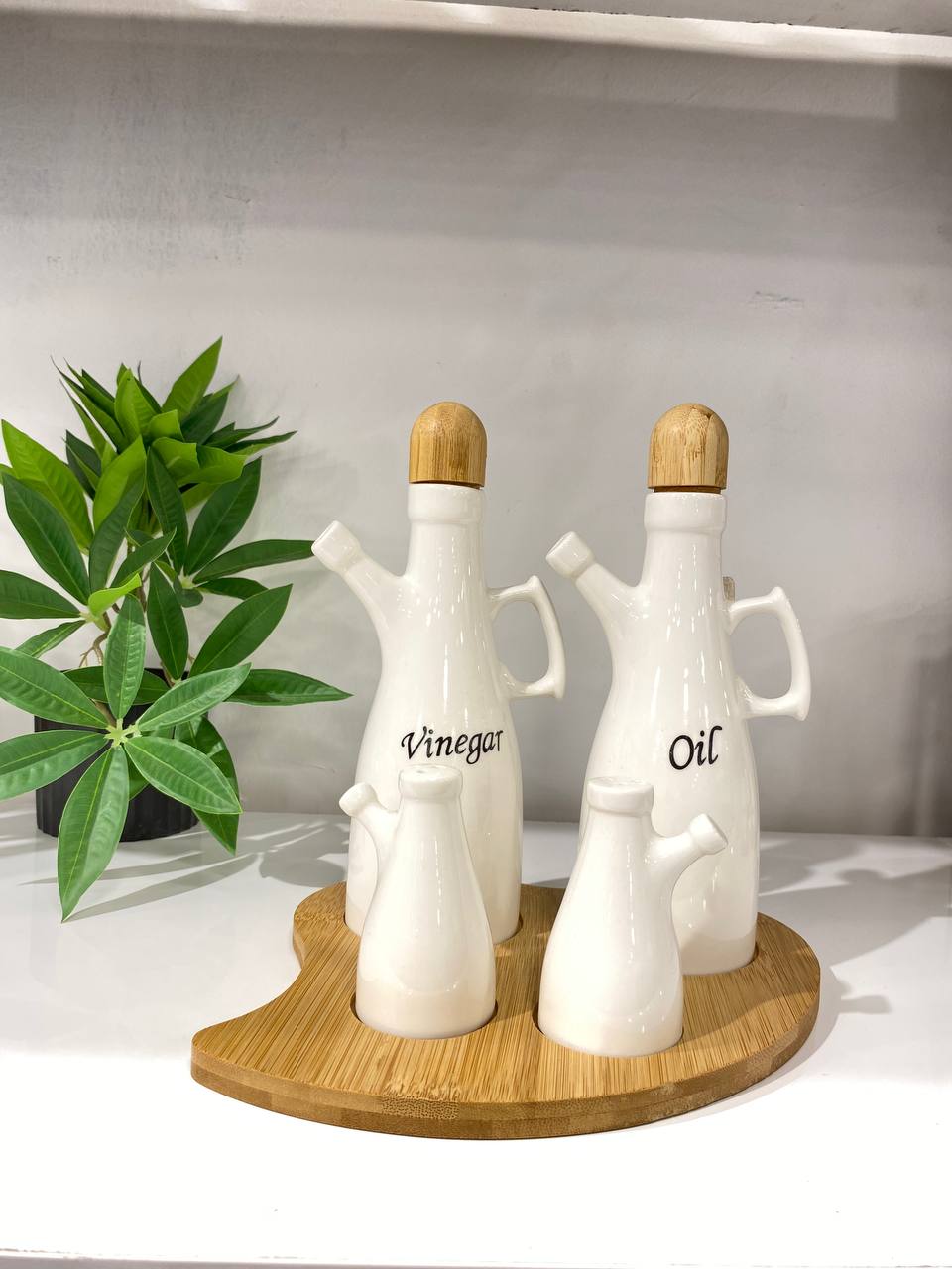 5 pieces porcelain set