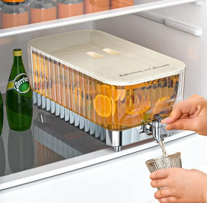 5 litres Large capacity refrigerator cold drinking bucket with tap