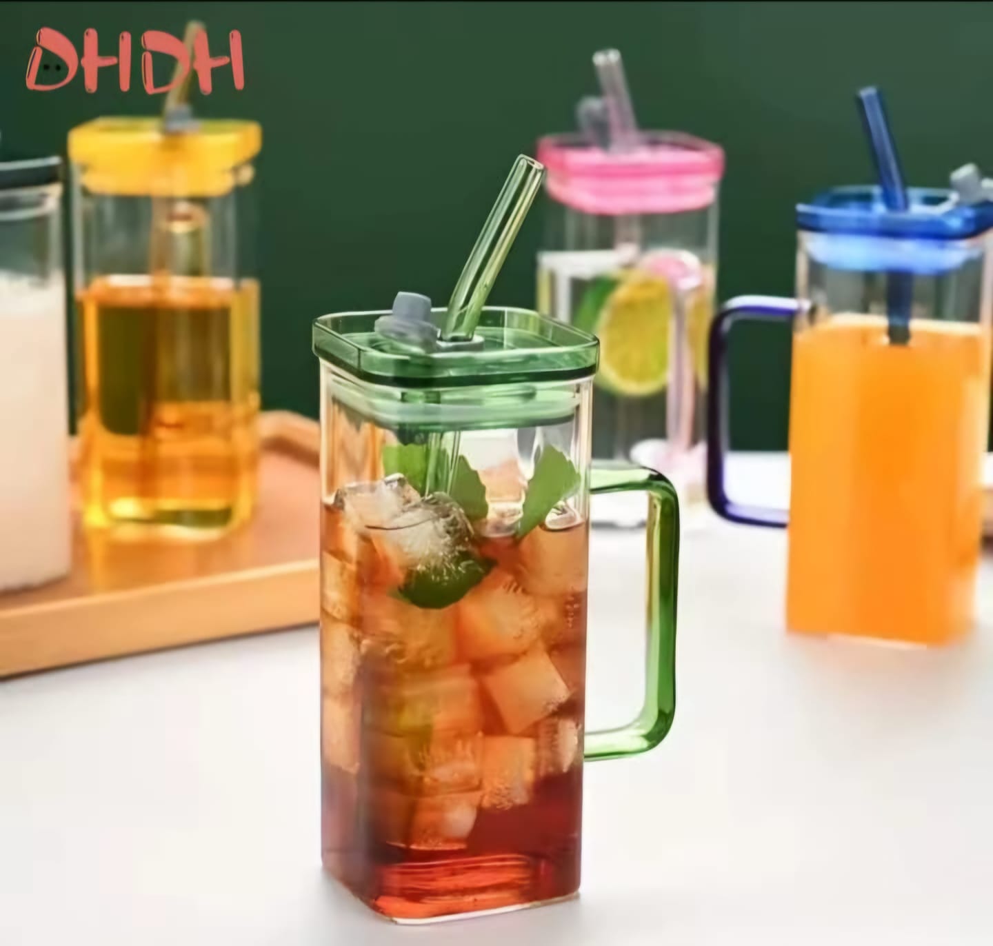 Square Borosilicate Glass With Handle Acrylic Lid And Straw.