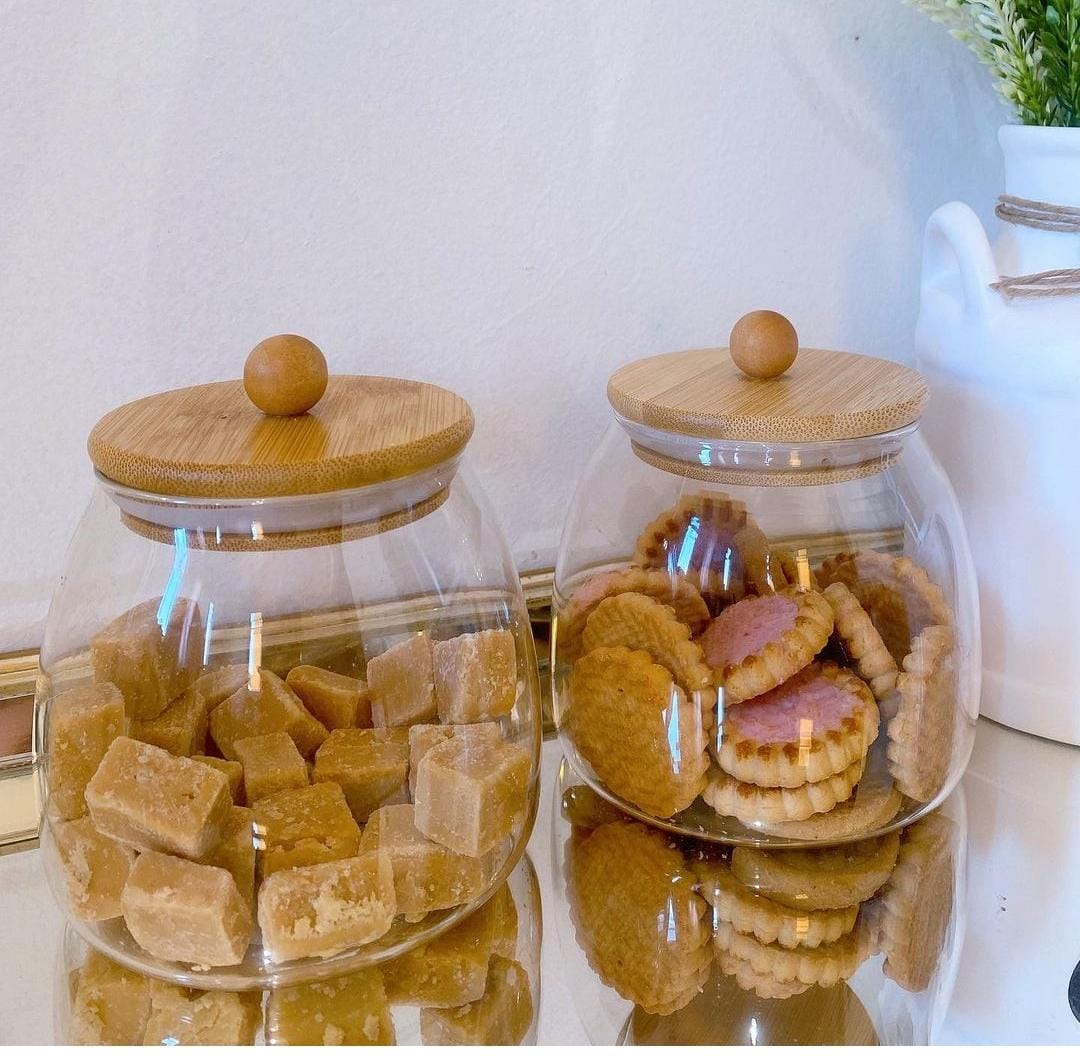 1pc Glass jar canisters with airtight bamboo lid.