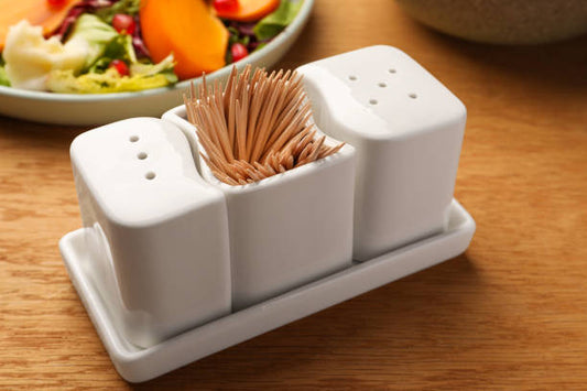 Ceramic 4pc Salt Shaker Square