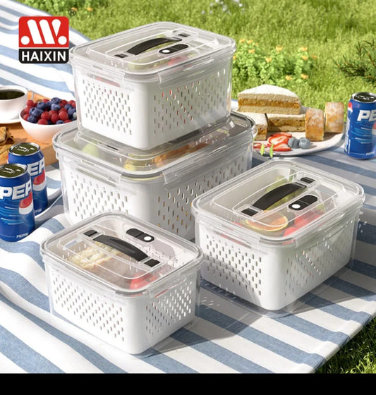 4pcs Food storage containers*