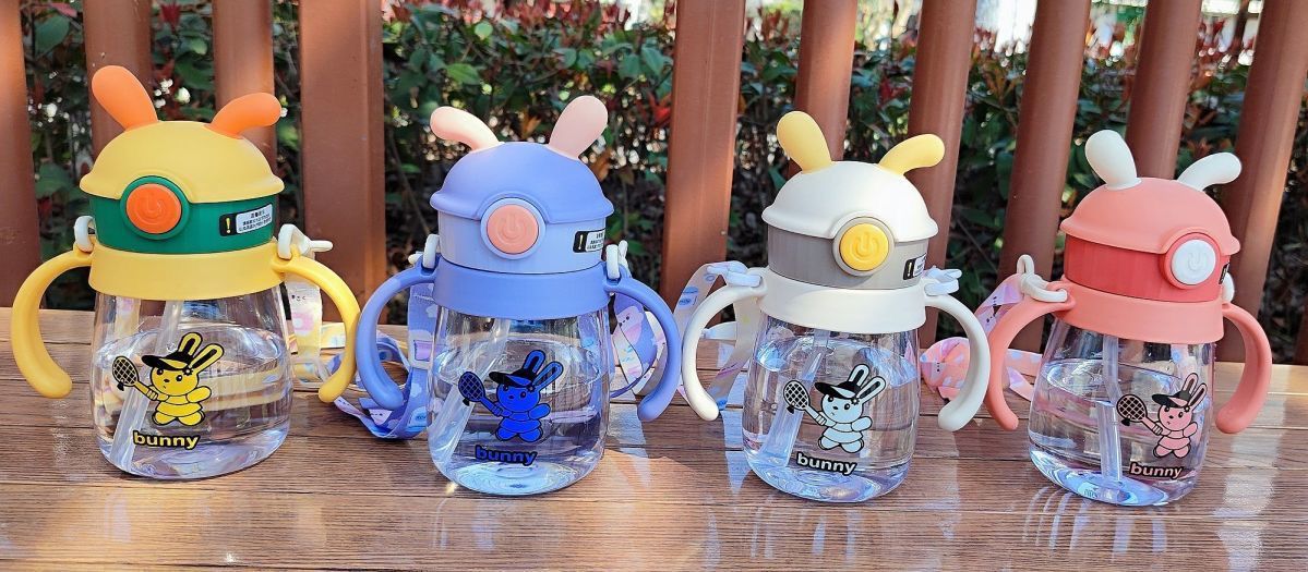 Bunnytoo brand baby water cup / sippy cup