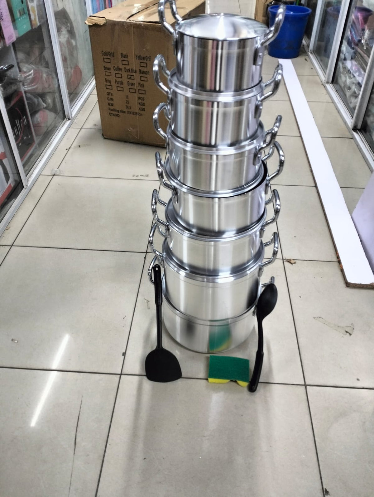 Original Tornado (TC) Cookware Set Sufuria with Free( 2 pcs Plastic service Spoons and 1 Scotch )