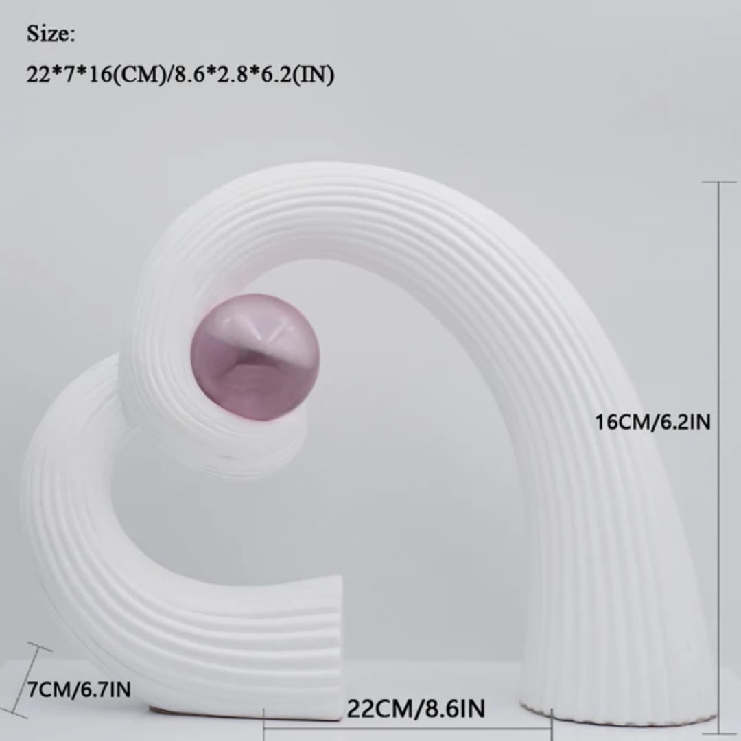 Nordic Desktop Resin Heart Art Ornament