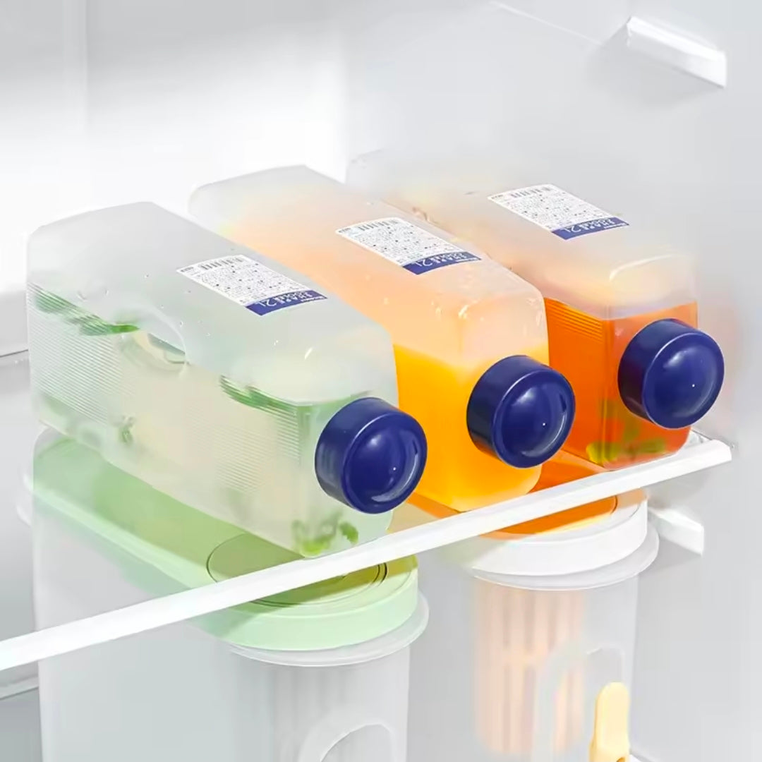 2L Square Plastic Fridge Water Bottle