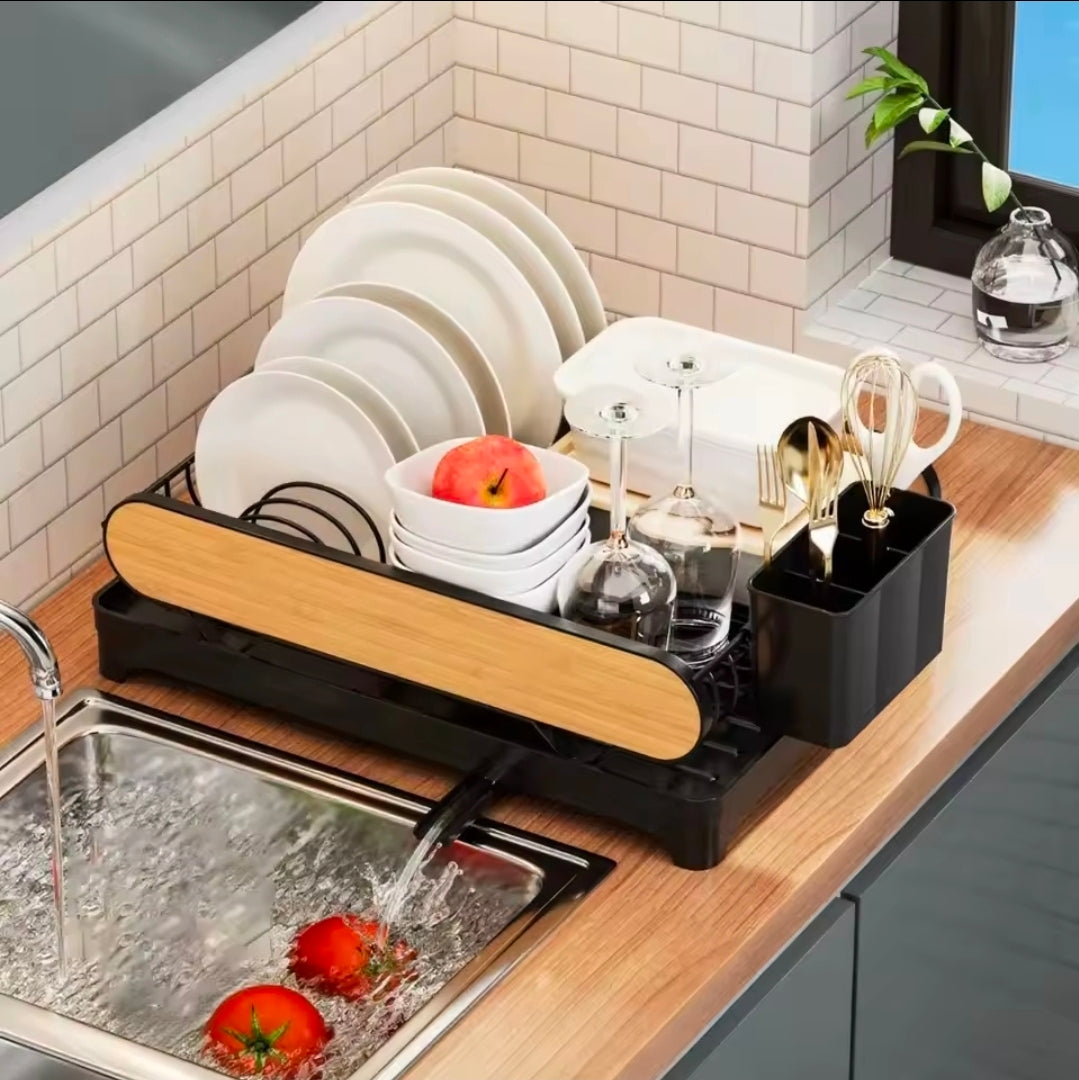 Compact countertop dish drying rack