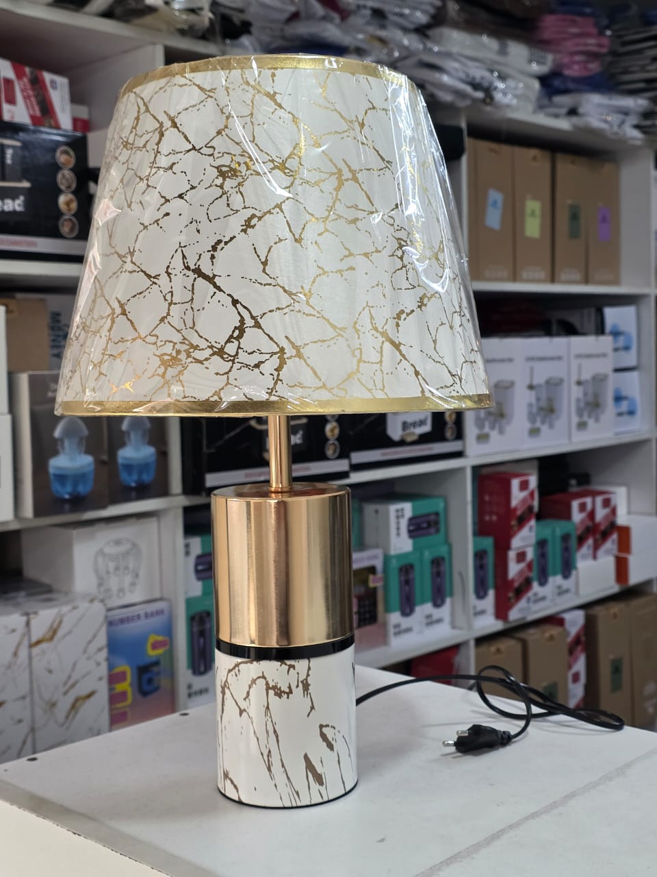 European minimalist  table lamp