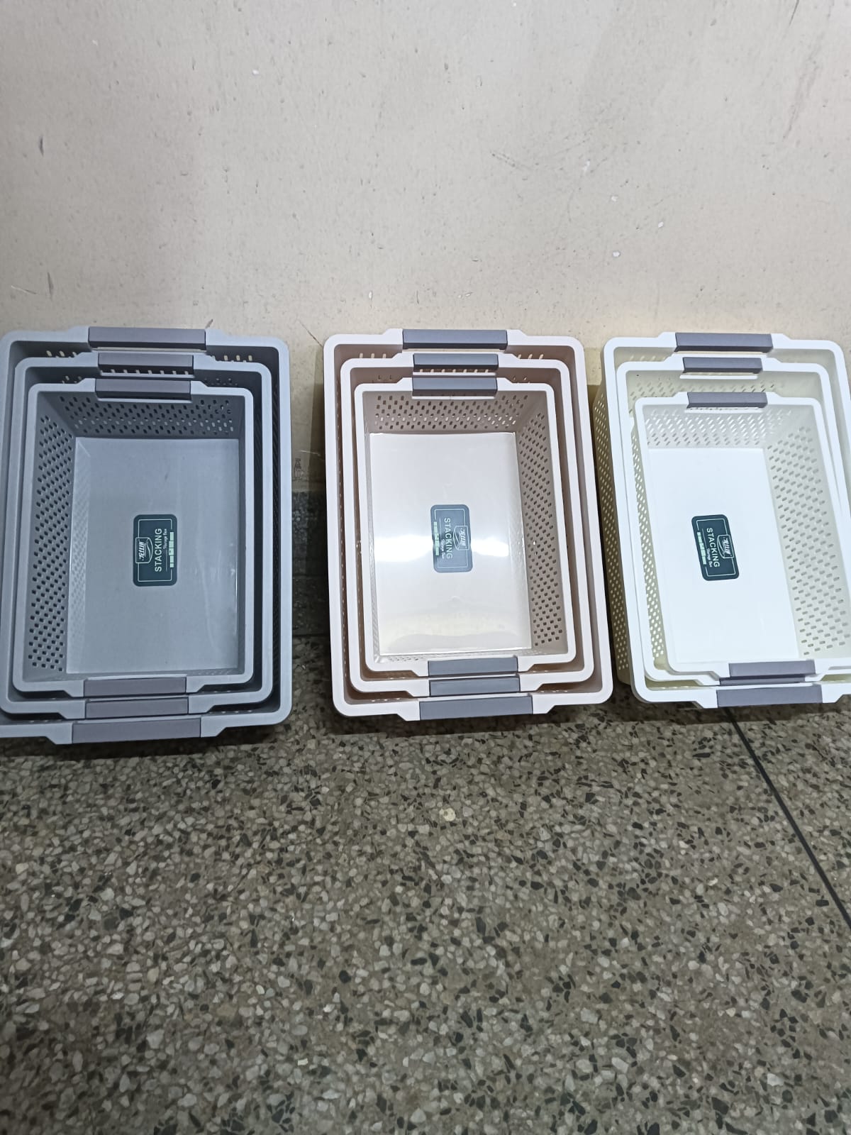 3pcs of Multipurpose sundries storage baskets