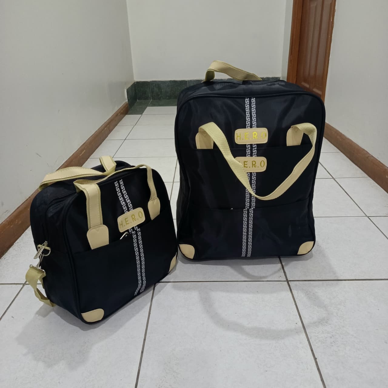 1 set of 2in1 Traveling Trolley Bag
