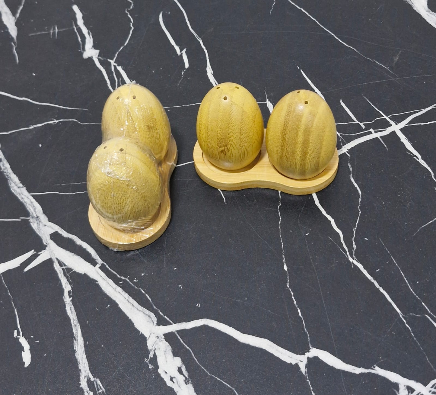 3pc Aesthetic Bamboo Egg-shaped Salt & Pepper Shakers
