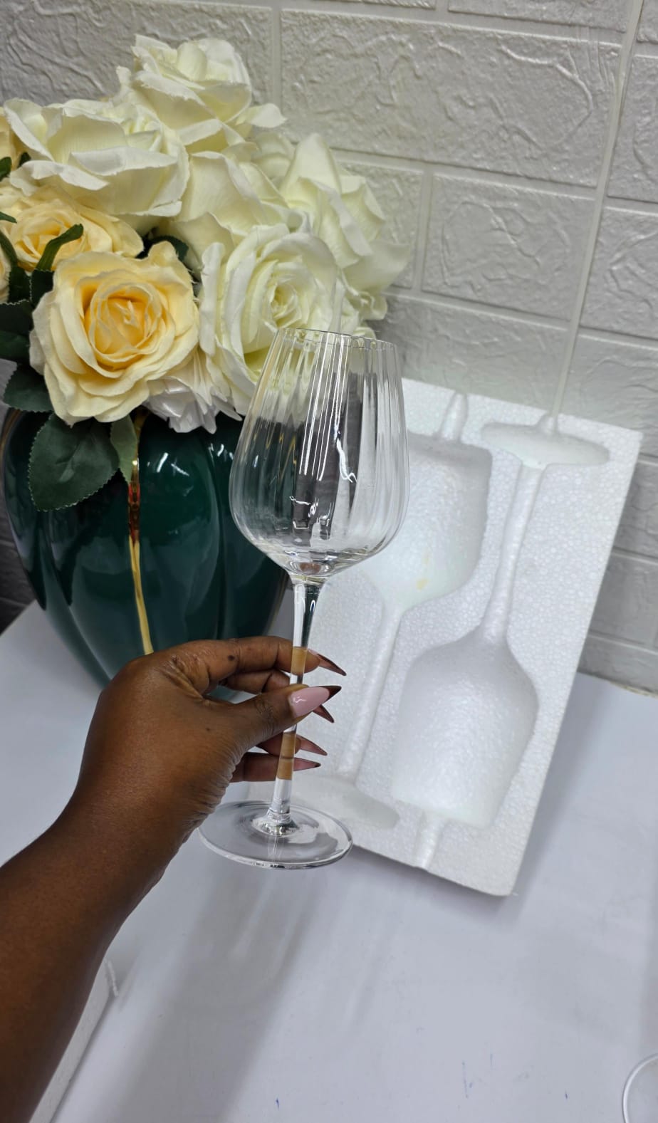 6pc High quality ribbed wine glasses