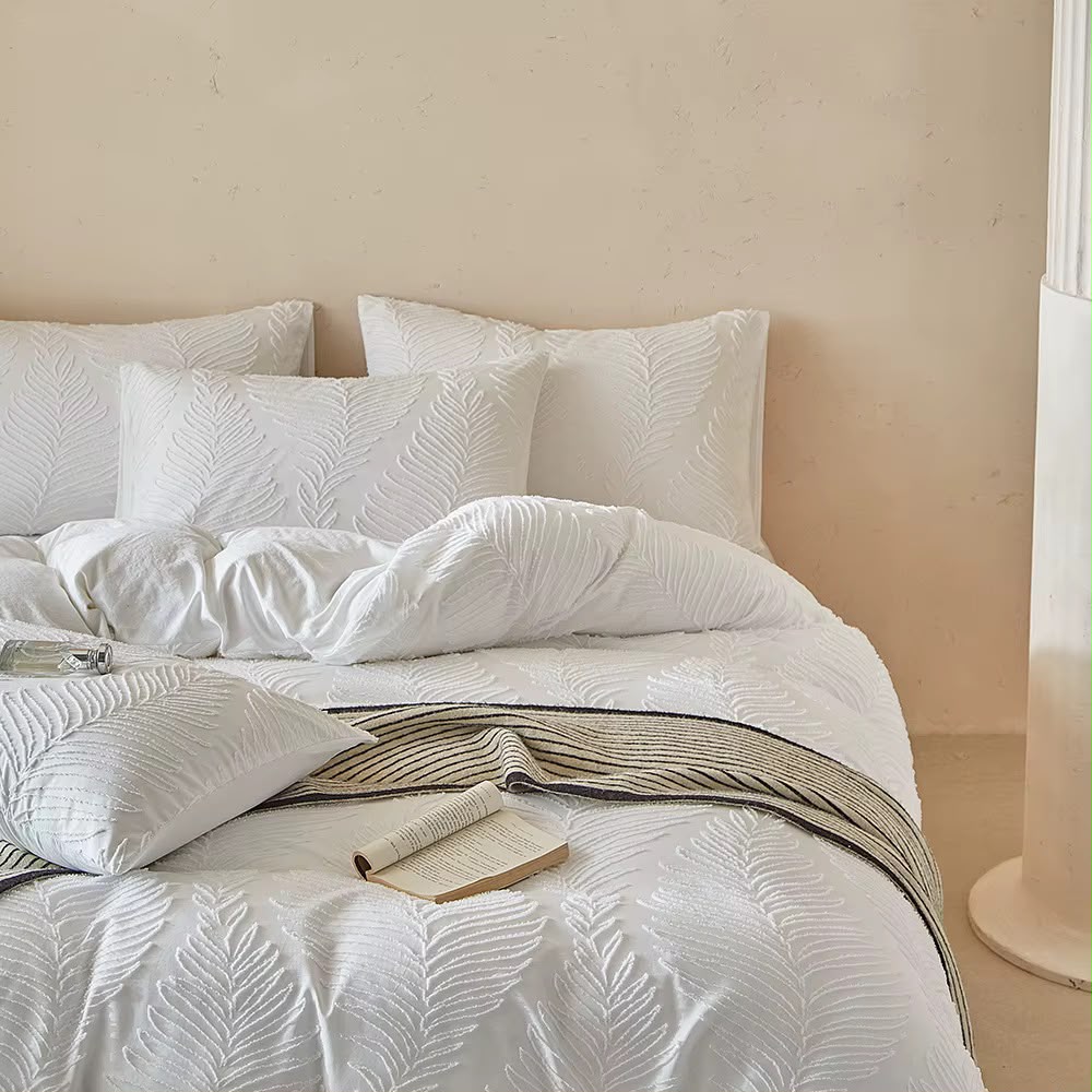 Minimalist sheer white 220*240cm